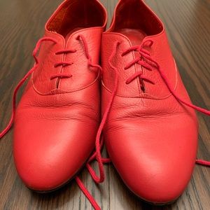 American Apparel Oxford shoes.